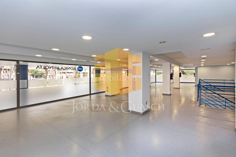 Foto 68704066-df34-4360-86f2-9a303364c79c. Local comercial a avinguda de madrid 150 a Sants Barcelona