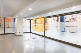 Local commercial à Avinguda de madrid 150