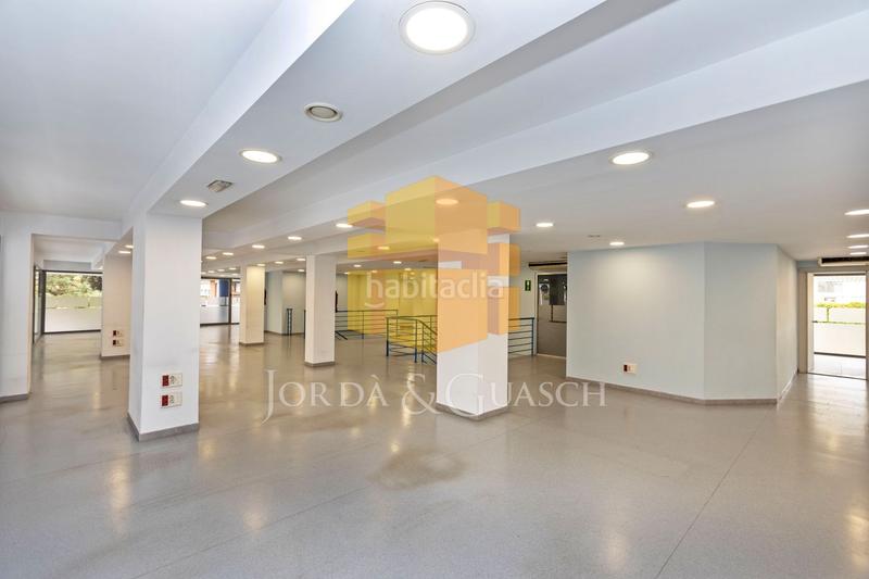 Foto bddbc170-2fe1-44cd-801d-6144773fa7f1. Local commercial dans avinguda de madrid 150 dans Sants Barcelona