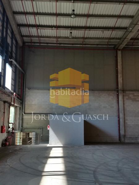 Foto c3972d66-f272-4707-95c2-6bb0bf5fd3df. Rent industrial building in carrer número 29 102 in Barcelona