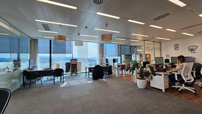 Foto e76446fe-8571-41ed-b5a0-3861b749407c. Location bureau avec chauffage dans Volpelleres Sant Cugat del Vallès