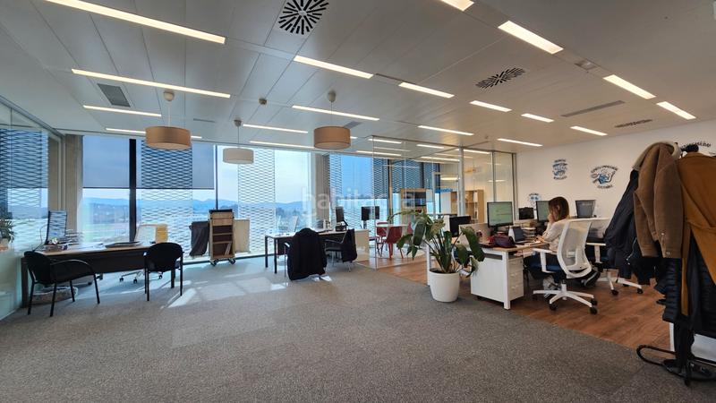 Foto 0aa29ec9-0efd-4706-8660-3910e7916880. Rent office space with heating in Volpelleres Sant Cugat del Vallès
