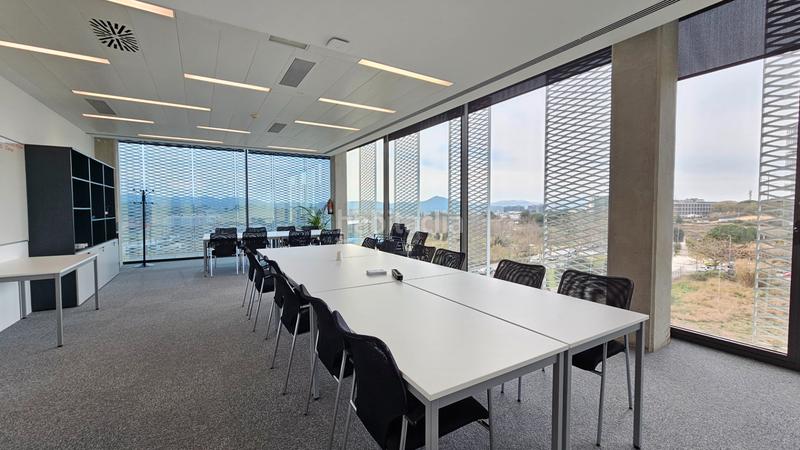Foto 79781a51-1b46-49e3-bc27-a20870279190. Rent office space with heating in Volpelleres Sant Cugat del Vallès