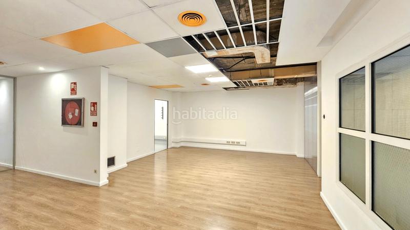 Foto 265561e1-17c2-4ee5-9c40-2e0209e0a9bb. Location bureau avec chauffage dans Dreta de l´Eixample Barcelona