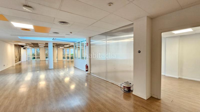 Foto 96710282-967e-42cb-ae66-47c964cd6dd8. Rent office space with heating in Dreta de l´Eixample Barcelona