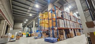 Affitto Capannone industriale in Calle comp schumann 25