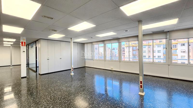 Foto 1cb9e8c8-4208-4f1a-a444-3b518400988a. Rent office space with heating parking in Barri de les Corts Barcelona