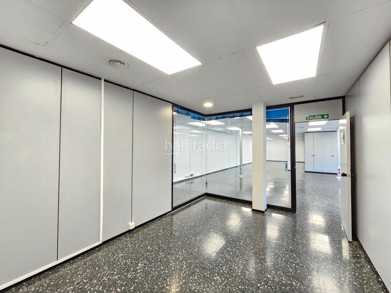 Foto b9ccc6b9-e65a-4ba5-92ba-7f6c85de7931. Rent office space with heating parking in Barri de les Corts Barcelona