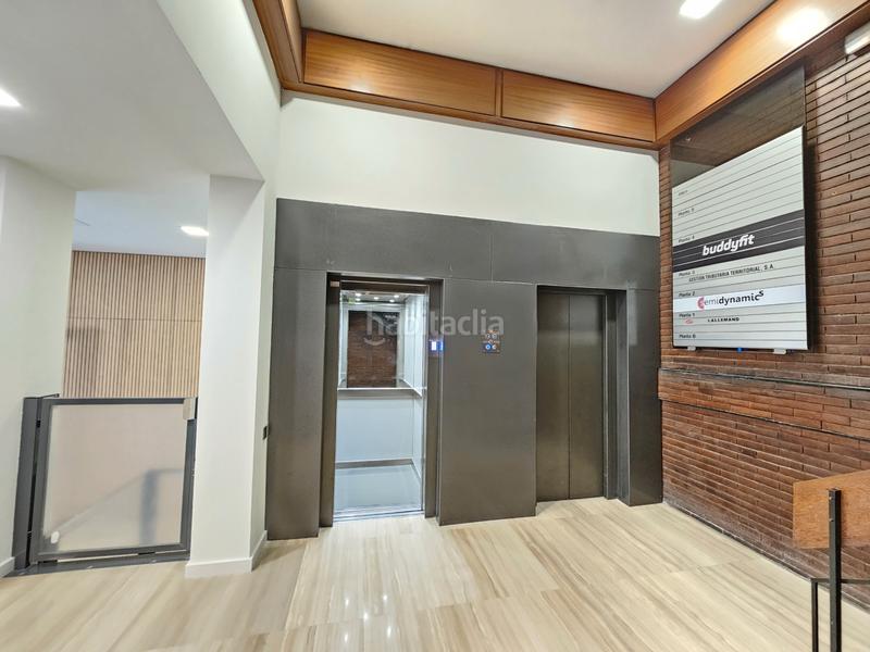 Foto d68a36b4-d9e1-4ce1-aa05-7ba8f8ab23d2. Rent office space with heating parking in Barri de les Corts Barcelona