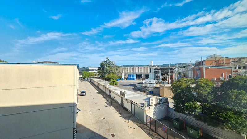 Foto da73e268-6d31-4604-9a53-81b52e9af120. Miete büro mit heizung parking in Roquetes-Can Magí Sant Cugat del Vallès