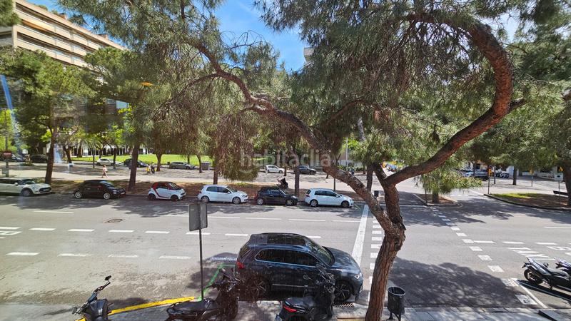 Foto 5b16dfdb-7397-4307-b22f-4d68dd405b6a. Location bureau avec chauffage parking dans Barri de les Corts Barcelona