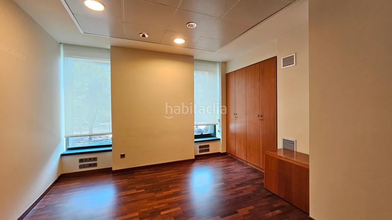 Foto a2059004-056e-4ac8-9ee8-9034bbeafd1c. Location bureau avec chauffage parking dans Barri de les Corts Barcelona