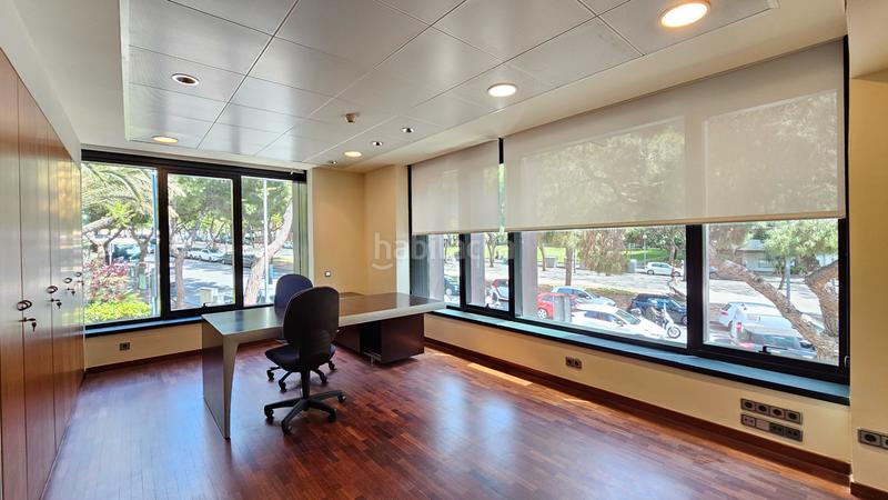 Foto e08ba8cd-b405-4c0e-be99-4716a2e7e83e. Location bureau avec chauffage parking dans Barri de les Corts Barcelona