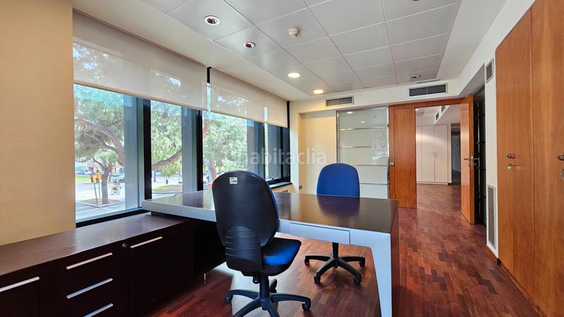 Foto e8413153-3811-44c3-9bca-dd5e2daca27f. Location bureau avec chauffage parking dans Barri de les Corts Barcelona