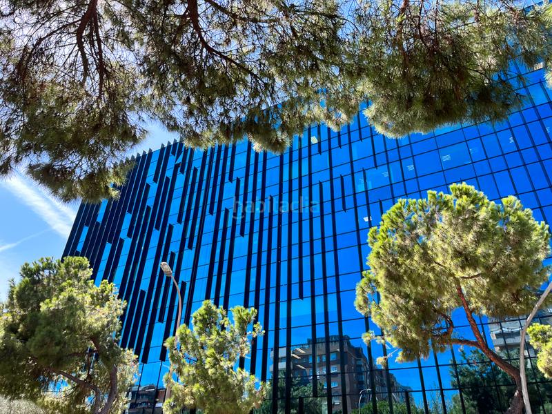 Foto d4ca6b34-5ae9-4f7e-b197-0d24bb77ef5c. Alquiler oficina en Barri de les Corts Barcelona