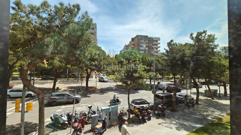 Foto 74387782-ff4e-4746-90a5-acc762a459e5. Lloguer oficina amb calefacció aparcament a Barri de les Corts Barcelona