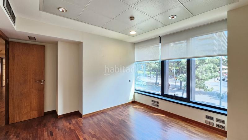 Foto f5bc5a4a-458f-4a75-9c58-03addbd62f29. Affitto ufficio con riscaldamento parcheggio in Barri de les Corts Barcelona