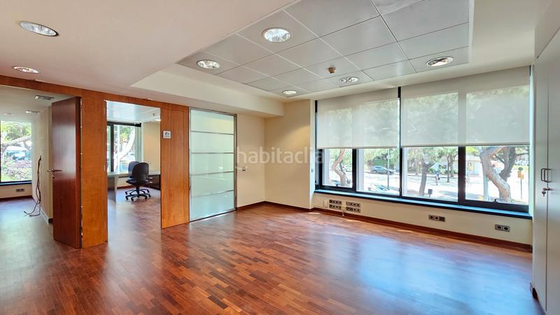 Foto fb927f71-640e-4110-bbdd-a2b73cad20fd. Affitto ufficio con riscaldamento parcheggio in Barri de les Corts Barcelona