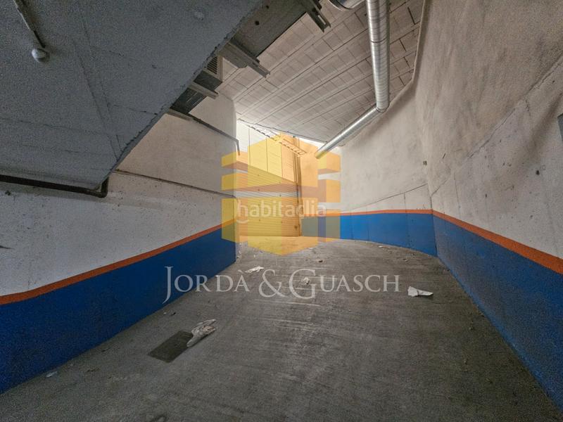 Foto 5bc9eb42-d3e0-40f4-9487-54b09377b33e. Affitto capannone industriale in carrer del gran capità 7 in Sant Joan Despí