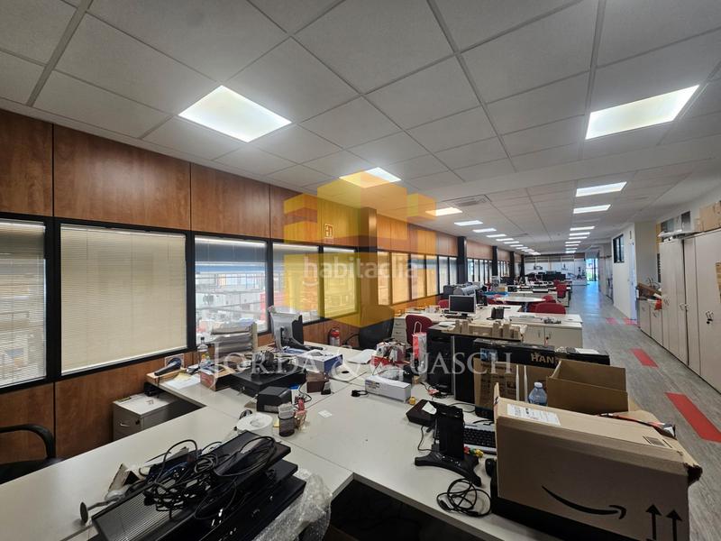 Foto 67e1442a-5181-499e-83b5-1b21998755d5. Affitto capannone industriale in carrer del gran capità 7 in Sant Joan Despí