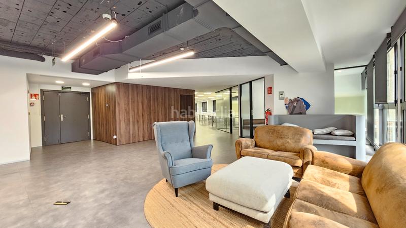 Foto 63d2bc77-5dd3-4dfe-961d-7eafd6c7f4c6. Rent office space with heating in Dreta de l´Eixample Barcelona