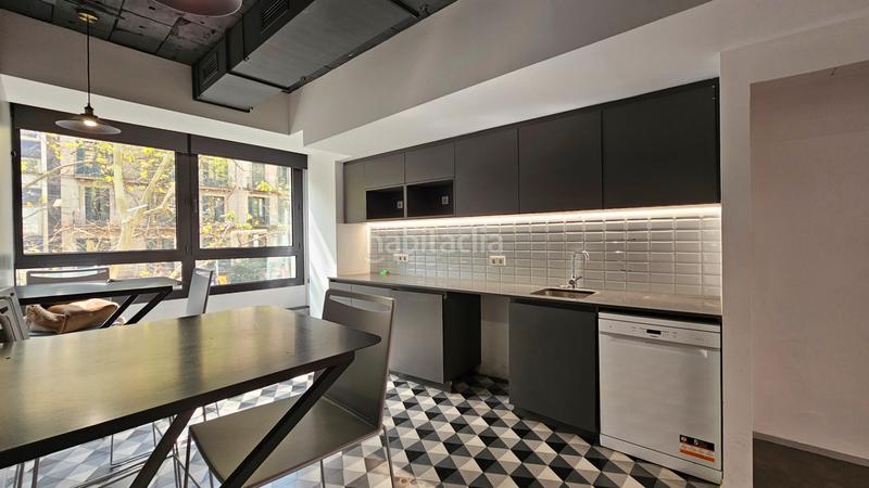 Foto 9000afd8-0f01-4b71-b6d6-149ac8f83586. Rent office space with heating in Dreta de l´Eixample Barcelona