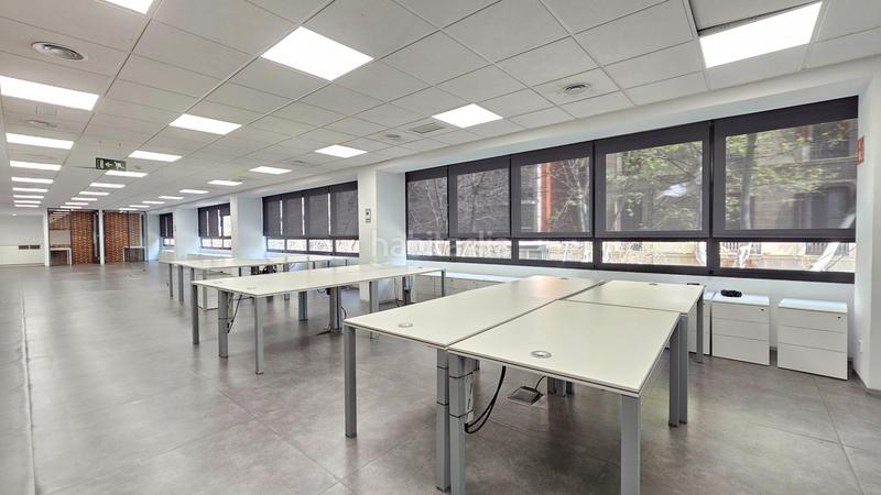 Foto efb87811-8b27-4ba7-b8aa-2df5b6ee621c. Rent office space with heating in Dreta de l´Eixample Barcelona