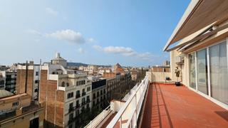 Lloguer Oficina  Carrer del consell de cent. Oficina junto rambla catalunya con terraza privativa de 56m2