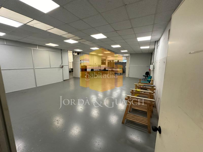 Foto d2315ab1-d9e3-43de-9cc1-d924156048fa. Affitto capannone industriale in carrer de frederic soler 145 in Sabadell