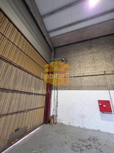 Foto ef5cb4d4-0bc2-4b1c-b832-dbd5e65eb545. Alquiler nave industrial en carrer urgell 1 en Santa Perpètua de Mogoda