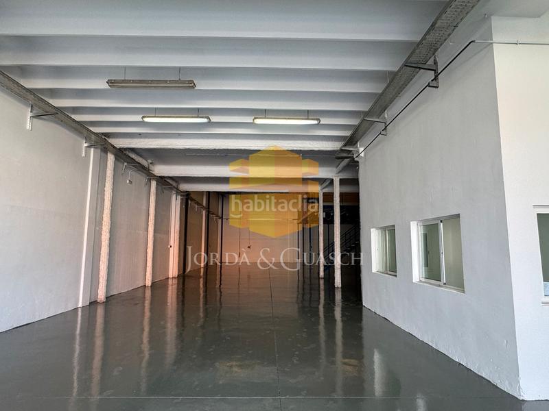 Foto 2bdda73f-ddfd-4291-a113-a28ec6faf3f1. Affitto capannone industriale in carrer de la seu d'urgell 9 in Sant Joan Despí