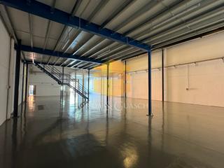 Industrial building in Carrer de la Seu d'Urgell 9