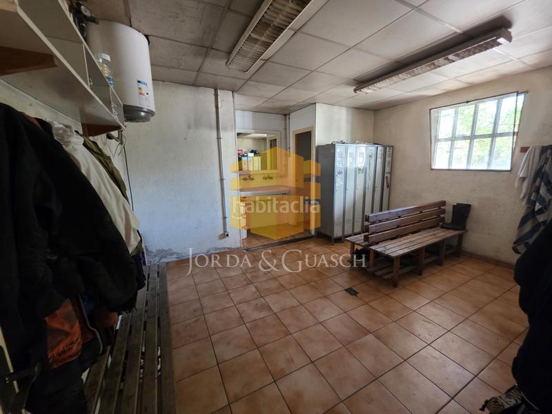 Foto 72de2e48-c66d-4dd9-86b5-1924842befed. Nau industrial a calle estape 6 a Ca n´Esteper-Can Gorgs-Can Gorgs II Barberà del Vallès