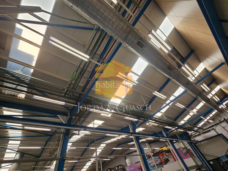 Foto 91ccbe57-513d-4610-8af2-fc034a48e3c4. Miete fabrikhalle in carrer de la indústria 2a in Sant Joan Despí