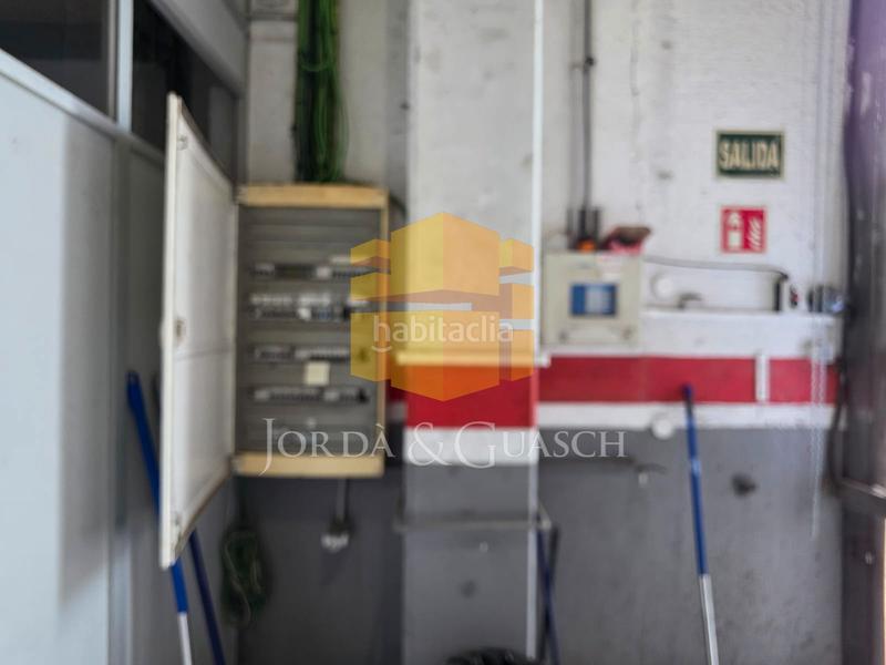 Foto 5c20b3ed-d8c6-4aaf-aac4-bca728fef137. Affitto capannone industriale in avinguda de l'onze de setembre 7 in Pallejà