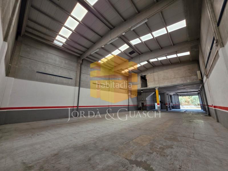 Foto 63013467-64ef-4d05-82b1-4d458d5d5ed3. Affitto capannone industriale in avinguda de l'onze de setembre 7 in Pallejà