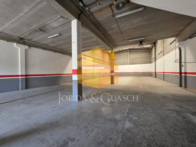 Foto d80607f2-03b6-4ea2-b2f7-7da19bb42af7. Affitto capannone industriale in avinguda de l'onze de setembre 7 in Pallejà