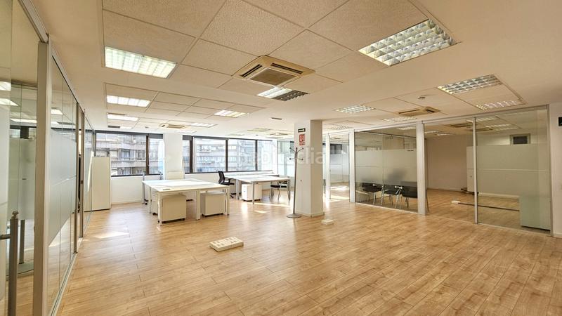 Foto ac4901da-c65a-4582-96a7-af34b1194db2. Rent office space with heating in L´Antiga Esquerra de l´Eixample Barcelona