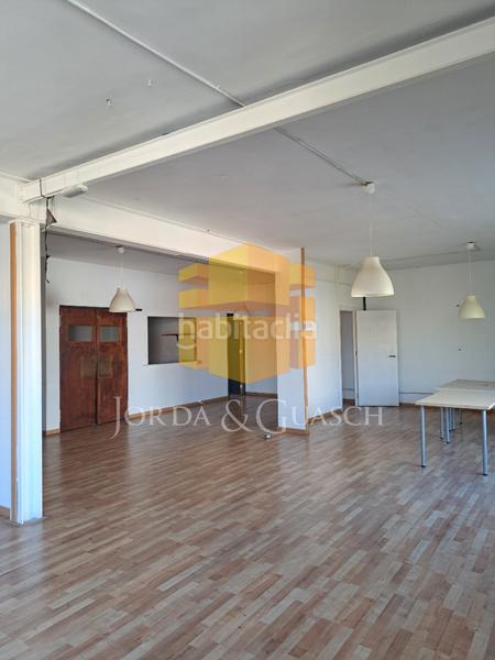 Foto 50aaf654-f3cb-444e-ab76-057defc069b9. Miete fabrikhalle in travessera industrial 55 in Centre Hospitalet de Llobregat (L´)