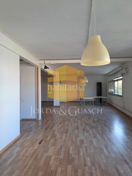 Foto 0646ae87-8b6b-4755-8f0c-ebc2036c8012. Alquiler nave industrial en travessera industrial 55 en Hospitalet de Llobregat (L´)