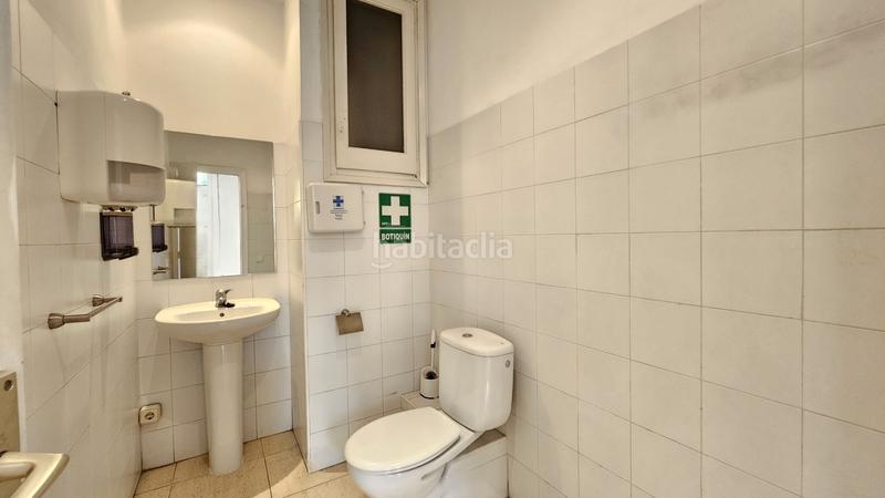 Foto 18f5bab0-3dbe-484a-85b1-9f47d679b443. Location bureau avec chauffage dans Dreta de l´Eixample Barcelona