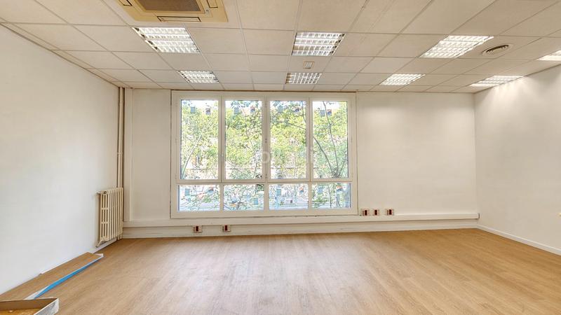 Foto 7de8657d-d0bc-415c-a12a-5f872712f6c7. Location bureau avec chauffage dans Dreta de l´Eixample Barcelona