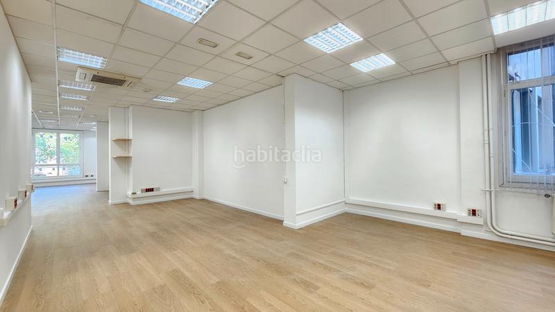 Foto a0bd8a55-d863-425f-a181-487f4c06b064. Location bureau avec chauffage dans Dreta de l´Eixample Barcelona