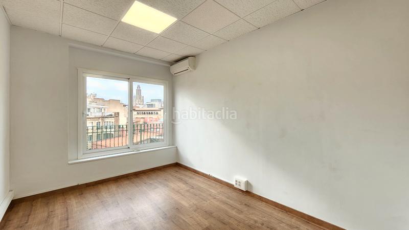 Foto c1fc47d0-15a4-4ef2-8876-6fb44561feb6. Miete büro mit heizung parking in St. Pere - Sta. Caterina - El Born Barcelona