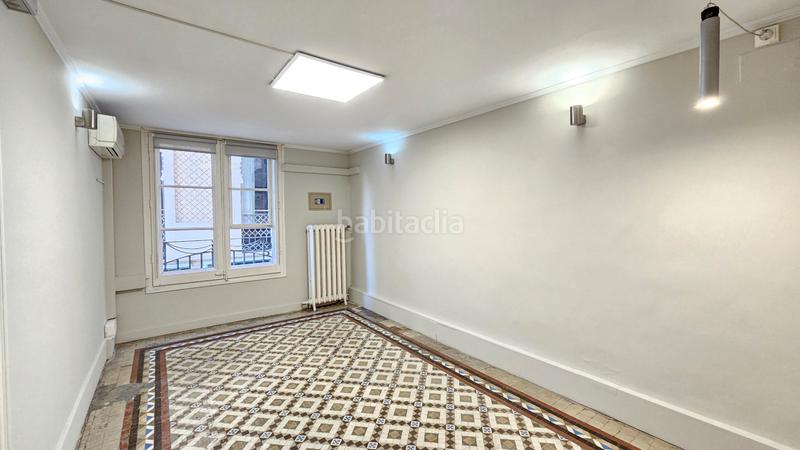 Foto f2c64e3a-fb49-4135-a388-bbab1ebf5fc1. Miete büro mit heizung in Dreta de l´Eixample Barcelona