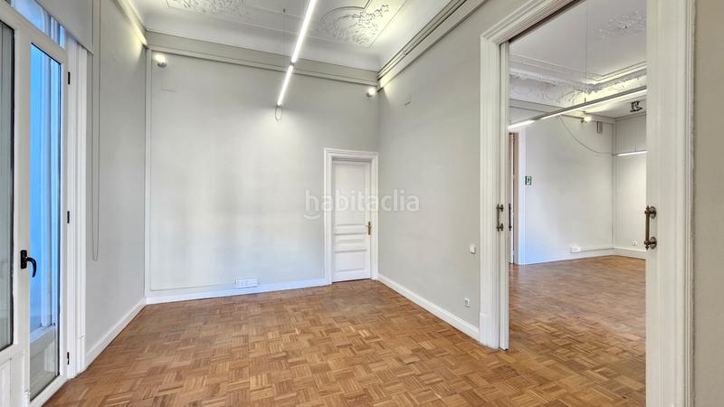 Foto 80538743-b2ee-4772-bccc-f6a34c740a42. Rent office space with heating in Dreta de l´Eixample Barcelona