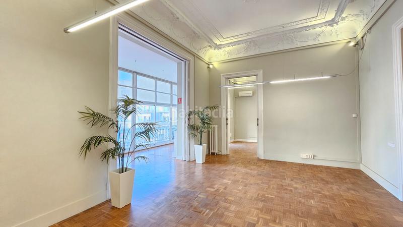 Foto bde16cf8-521e-4340-877b-99c798381333. Rent office space with heating in Dreta de l´Eixample Barcelona
