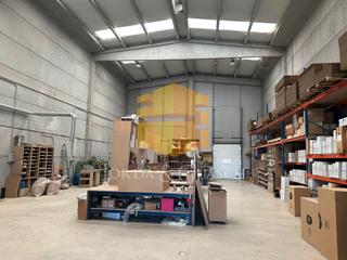 Capannone industriale in Carrer de la Torre Bovera 51