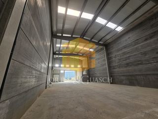 Miete Fabrikhalle in Carrer can roca 26