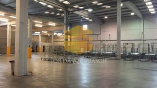 Miete Fabrikhalle in Carrer bellvei 24